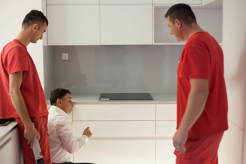 KUHINJE KNAPIĆ MONTAŽA PROIZVODA