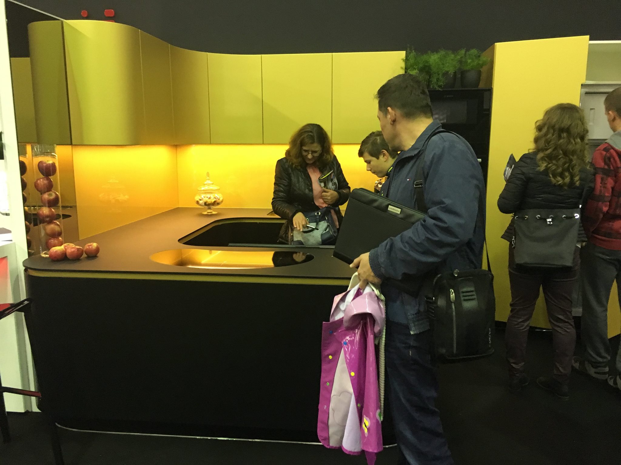 KUHINJE KNAPIĆ NA 43. AMBIENTI